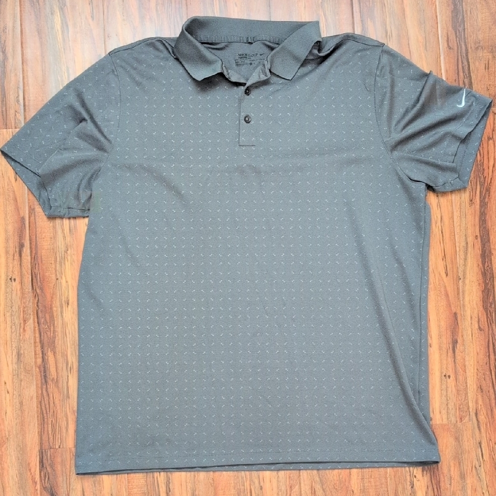 Nike Gray Polo Shirt with Textured Fabric
